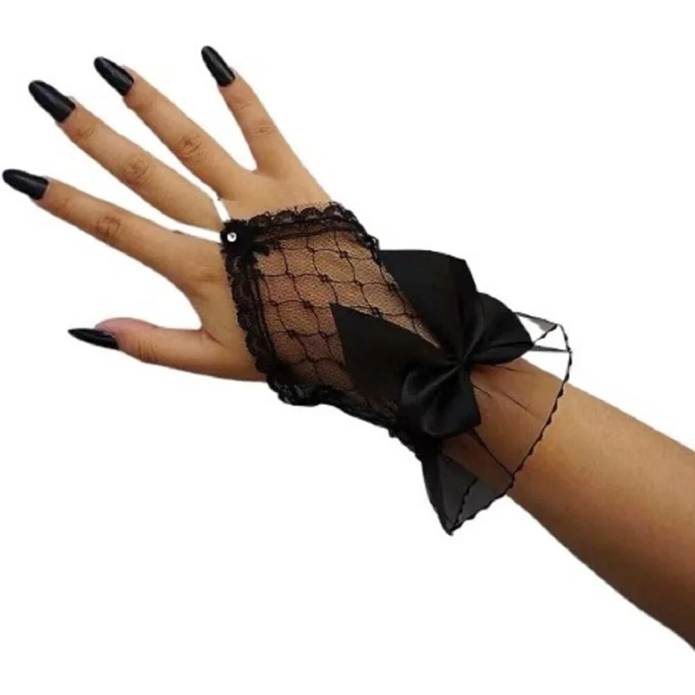 N/A lace gloves